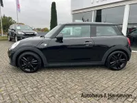 Używany Mini Cooper Chili 136 KM (100 kW) 2018 Czarny Hatchback