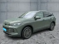 Gebraucht VW Tiguan Elegance 272 PS (200 kW) 2025 Cipressinogrün metallic SUV
