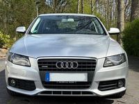 Gebraucht Audi A4 Ambiente 160 PS (117 kW) 2011 Silber Limousine