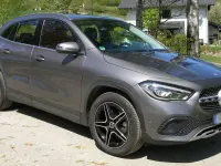 Gebraucht Mercedes GLA200 AMG 150 PS (110 kW) 2021 Grau SUV