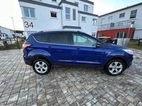 Gebraucht Ford Kuga Titanium 150 PS (110 kW) 2017 Blau SUV