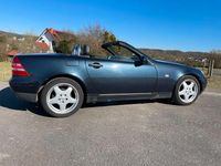Gebraucht Mercedes SLK230 197 PS (144 kW) 1998 Blau Cabrio