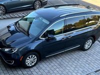 Second-hand Chrysler Pacifica 291 CP (214 kW) 2020 Gri Monovolum