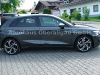 Gebraucht Audi A3 190 PS (139 kW) 2023 Grau Limousine
