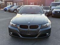 Gebraucht BMW 320 Comfort Edition 184 PS (135 kW) 2011 Grau Kombi
