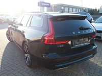 Gebraucht Volvo V60 Ultra 197 PS (144 kW) 2025 Schwarz Kombi