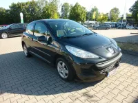 Gebraucht Peugeot 207 Tendance 95 PS (69 kW) 2010 Schwarz Limousine