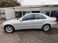 Gebraucht Mercedes C180 Avantgarde 143 PS (105 kW) 2006 Iridiumsilber  metalliclack Limousine