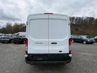 Gebraucht Ford Transit Trend 131 PS (96 kW) 2019 Weiß Limousine