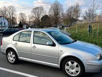 Usata VW Bora 105 CV (77 kW) 2001 Argento Berlina