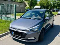 Gebraucht Hyundai i20 Trend 101 PS (74 kW) 2016 Grau Kleinwagen