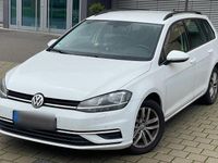 Używany VW Golf VII 150 KM (110 kW) 2019 Biały Kombi