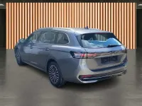 Gebraucht VW Passat Elegance 150 PS (110 kW) 2025 Grau grau (metallic) Kombi