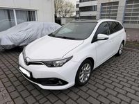 Gebraucht Toyota Auris Design 111 PS (81 kW) 2015 Weiß Kombi
