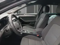 Gebraucht VW Passat IQ Drive 150 PS (110 kW) 2022 Deep black perleffekt Kombi