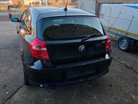 Gebraucht BMW 116 122 PS (89 kW) 2008 Schwarz Kleinwagen