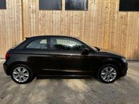 Gebraucht Audi A1 Ambition 143 PS (105 kW) 2013 Braun Kleinwagen
