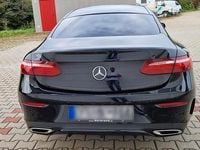 Gebraucht Mercedes E200 AMG 184 PS (135 kW) 2017 Schwarz Coupé