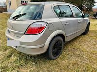 Gebraucht Opel Astra 77 PS (56 kW) 2007 Silber Kleinwagen