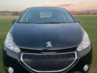 Gebraucht Peugeot 208 Active 82 PS (60 kW) 2015 Schwarz Kleinwagen
