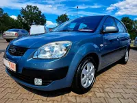Gebraucht Kia Rio EX 97 PS (71 kW) 2009 Grau Limousine