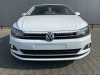 Gebraucht VW Polo Comfortline 80 PS (58 kW) 2019 Weiß metallic Kleinwagen