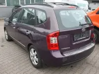 Gebraucht Kia Carens EX 144 PS (105 kW) 2008 Violett Van / Kleinbus