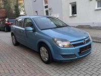 Używany Opel Astra Elegance 90 KM (66 kW) 2005 Sedan/Limuzyna