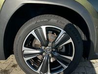 Gebraucht Lexus UX 250h 184 PS (135 kW) 2023 Grün SUV