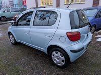 Gebraucht Toyota Yaris 83 PS (61 kW) 2005 Grün Kleinwagen