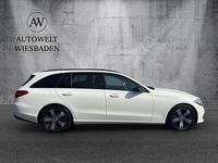 Gebraucht Mercedes C220 200 PS (147 kW) 2023 Weiß Limousine
