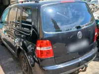 Gebraucht VW Touran 105 PS (77 kW) 2006 Schwarz Van / Kleinbus