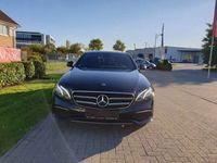 gebraucht Mercedes E220 d E -Klasse Lim. AVANTGARDE*KAMERA*NAVI