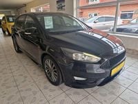 Second-hand Ford Focus ST-Line 120 CP (88 kW) 2017 Negru Berlinǎ