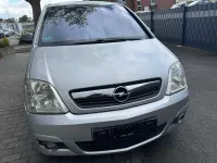 Gebraucht Opel Meriva Edition 105 PS (77 kW) 2008 Silber Van / Kleinbus