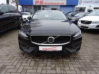 Gebraucht Volvo V60 Core 163 PS (119 kW) 2022 Schwarz Kombi