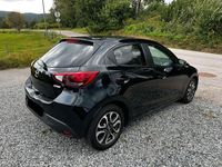 Gebraucht Mazda 2 Exclusive-Line 90 PS (66 kW) 2015 Schwarz Limousine