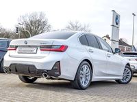 gebraucht BMW 330 i Limousine M Sport Glasd. ACC LED HiFi RFK