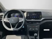 Gebraucht VW T-Cross Basis 95 PS (69 kW) 2025 Reflexsilber metallic SUV
