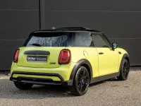 Gebraucht Mini Cooper 136 PS (100 kW) 2023 Zesty yellow Kleinwagen