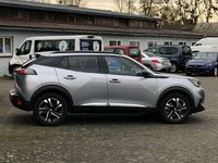 Gebraucht Peugeot e-2008 Allure 100 kW (136 PS) 2023 Lack grau artense/typ aussenve SUV