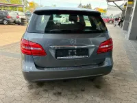 Gebraucht Mercedes B200 156 PS (114 kW) 2013 Grau Kleinwagen