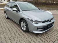 Gebraucht VW Golf VIII Life 150 PS (110 kW) 2024 Silber Kombi