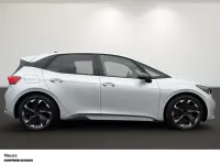 Second-hand Cupra Born 169 kW (231 CP) 2025 Argintiu Hatchback