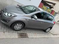 Gebraucht Hyundai i20 86 PS (63 kW) 2012 Braun Kleinwagen