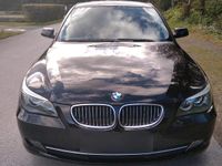 Gebraucht BMW 525 197 PS (144 kW) 2008 Schwarz Limousine