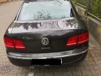 Gebraucht VW Phaeton 239 PS (175 kW) 2011 Grau Limousine