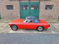 Second-hand MG B 95 CP (69 kW) 1973 Portocaliu Cabrio