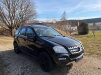 Gebraucht Mercedes ML350 231 PS (169 kW) 2010 Schwarz SUV