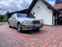 Gebraucht Mercedes C180 Classic 122 PS (89 kW) 1997 Silber Limousine